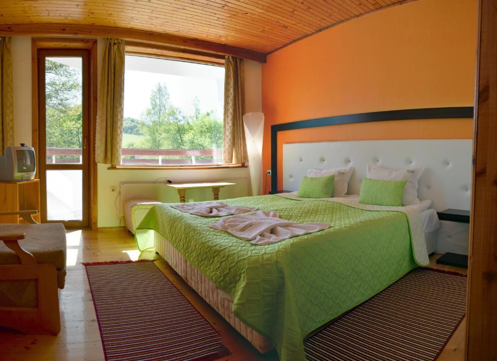 Hotel Paradise Place Kalofer Habitación foto